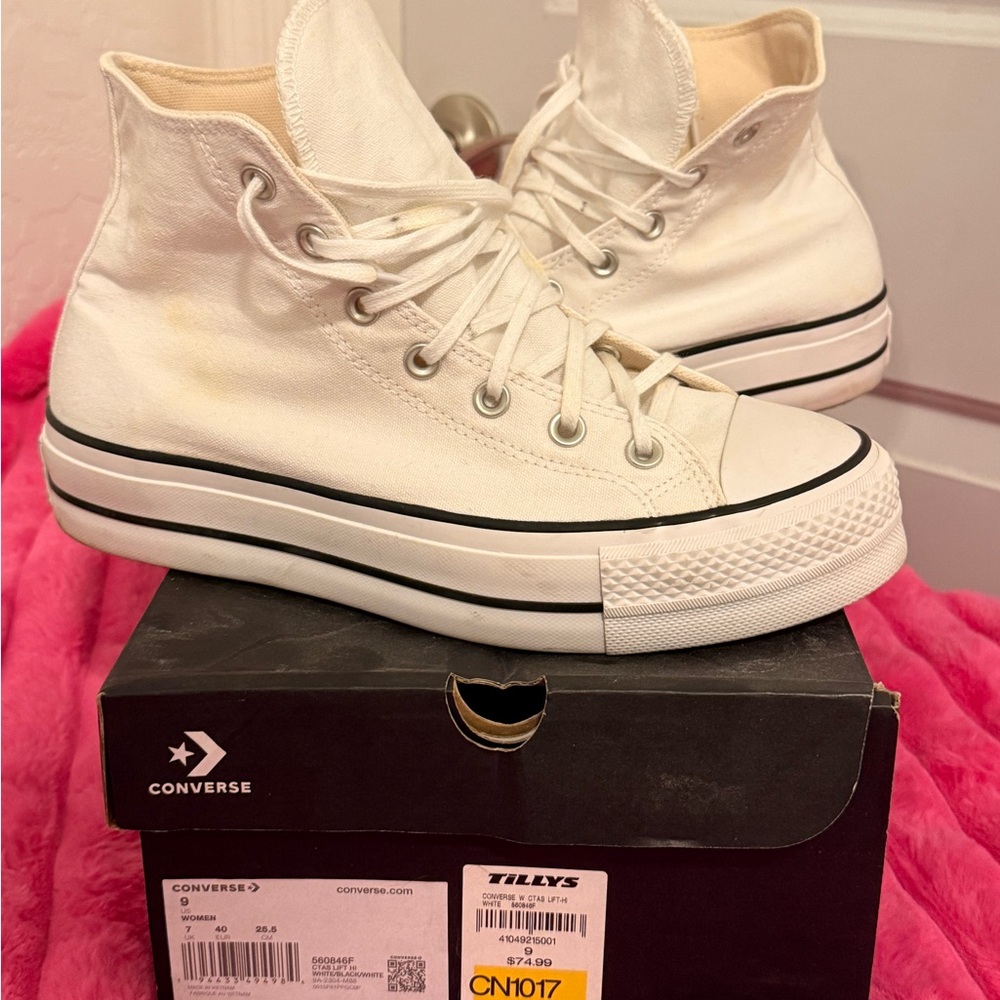 Converse Women's Classic White High-Tops